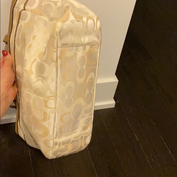 Coach purse - Picture 5 of 10